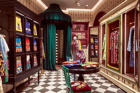  Gucci Garden Açılışını İzleyen 2018'deki Moda Devrimi ve Alessandro Michele'in Mirası